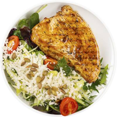 Отбивная из филе индейки с зелёным салатом «от шефа»