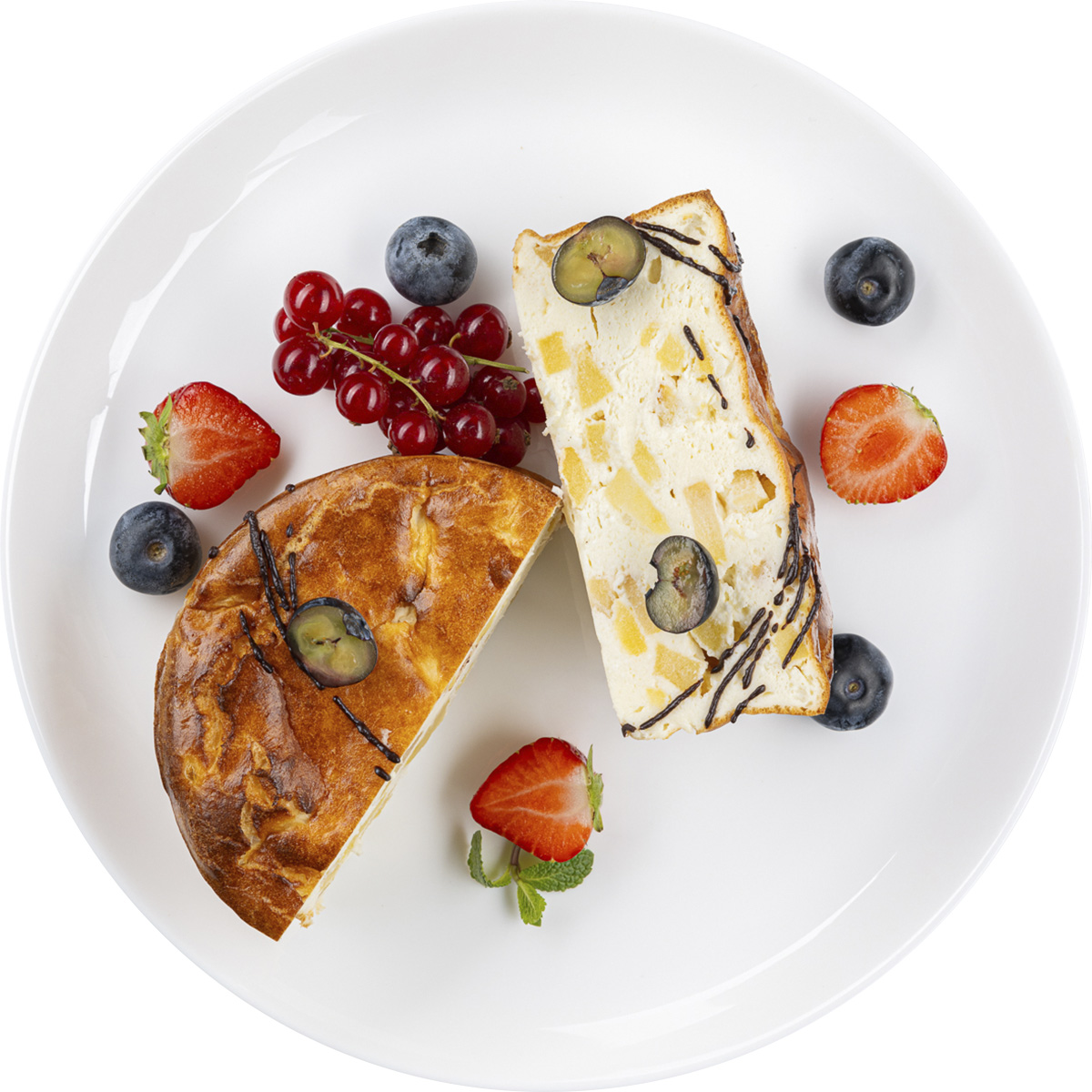 Творожная запеканка с запеченными яблоками