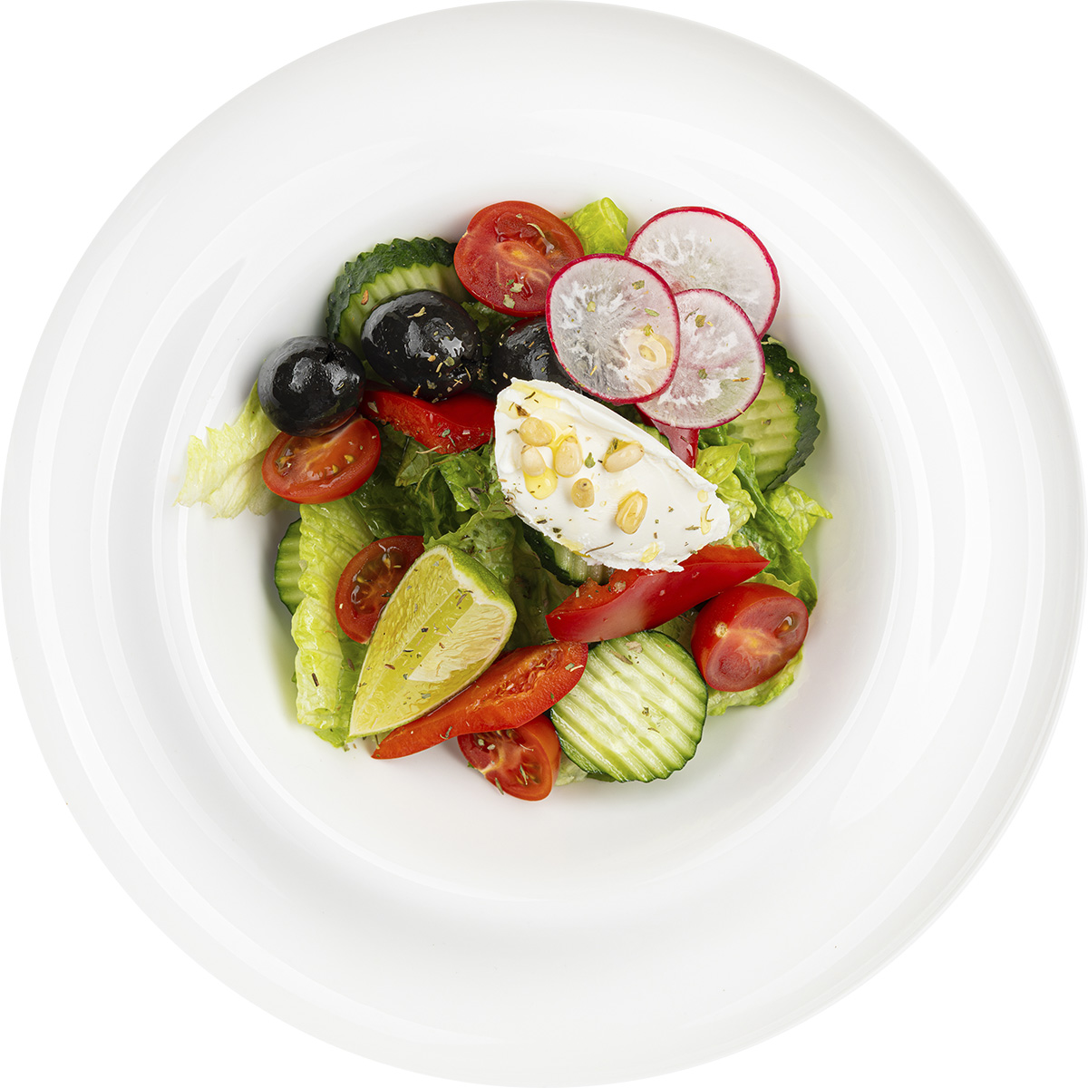 Салат «Греческий» с маслинами и творожным сыром